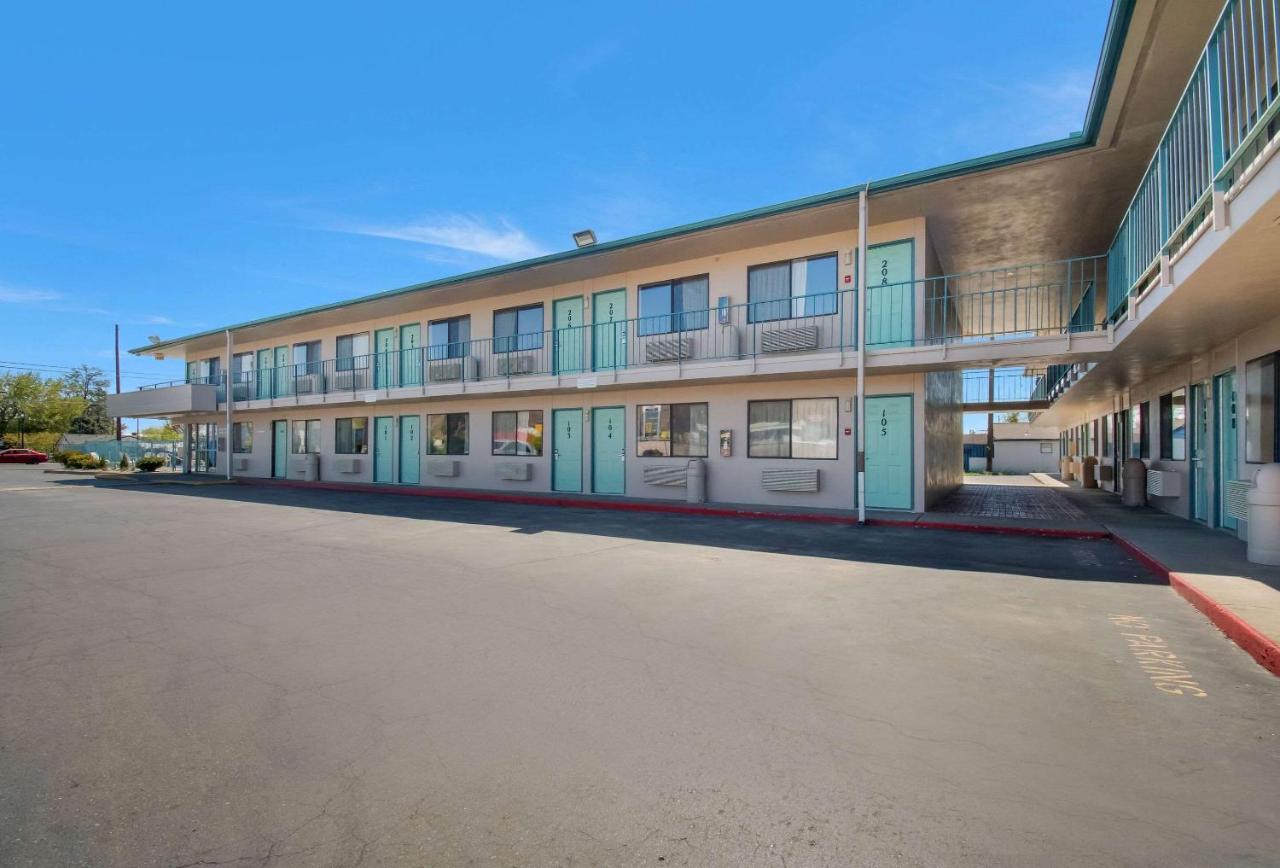 Hotel Econo